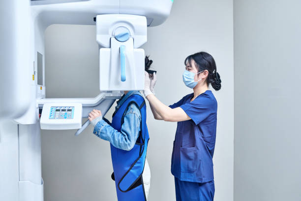 Best Emergency Dental Care for Broken or Chipped Teeth in Mishicot, WI